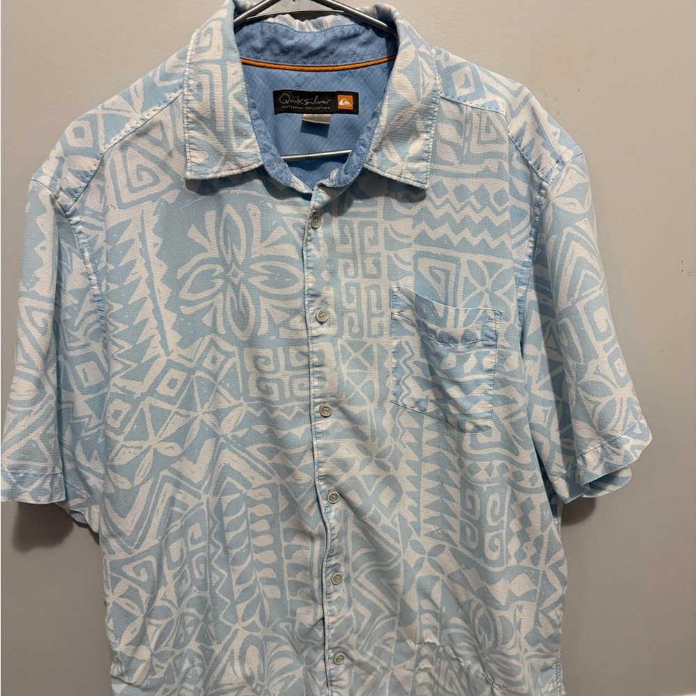 Quiksilver Blue and White Casual Button Down Shirt